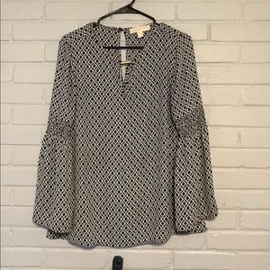 Michael Kors Chain Pattern Black and White Flowy Top Size M